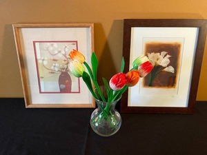 lot 11 image: Wood Flowers Framed Floral Art - 2 Prints & Glass Vase w Wooden Tulips