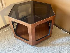 lot 16 image: VTG Hexagonal Walnut Coffee Table with Glass Top - 27 x 30 inches