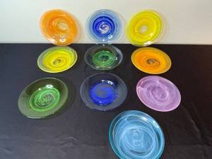 lot 133 image: VTG Murano-Style Swirl Glass Bowls - Assorted Colors
