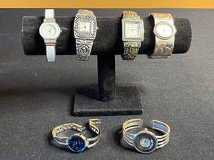 lot 142 image: Vintage Watches Lot - Geneva, Folio, Persona & More (Lot of 6)