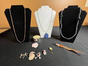lot 197 image: Assorted Jewelry Lapis Lazuli Pendant Necklace, Beaded Necklaces, Pins & Charms