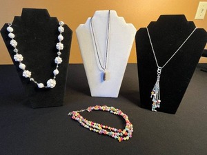 lot 204 image: Assorted Necklace Jewelry Collection - w Pendants, Beads & Gem Stones