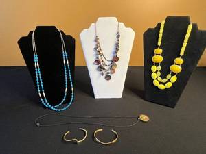 lot 206 image: Sergio Los-California Cuff Bracelet, Assorted Costume Jewelry Lot Blue Turquoise Beads, Yellow Beads, Bracelets & Pendants