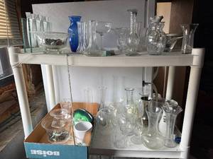 lot 278 image: Glassware Collection - Assorted Vases, Decanters & Bowls - shelving not inc