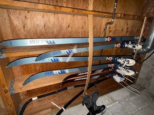 lot 312 image: Elan Cross-Country Skis with Bindings - Assorted Pairs (Garage Rack)