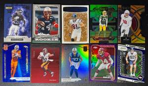 lot 67 image: 10-Card Numbered Football Card Lot