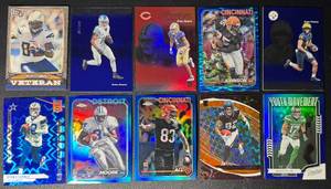 lot 71 image: 10-Card Numbered Star Football Card Lot