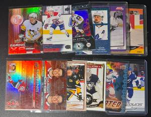 lot 111 image: 12-Card Superstar Insert Hockey Card Lot