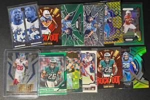 lot 143 image: Saquon BarkleyJonathan Taylor 12-Card Football Card Lot