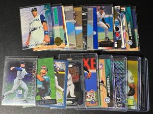 lot 187 image: Alex Rodriguez 28-Card MarinersYankees MLB Baseball Card Lot