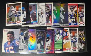 lot 248 image: Lawrence Taylor New York Giants 18-Card Football Card Lot