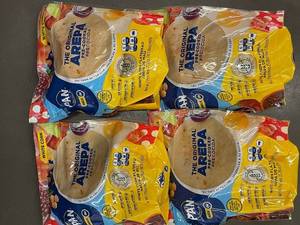 lot 89 image: K - PAN The Original Arepa White Corn Flatbread Arepa de Maiz 660g - 4-Pack