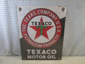 lot 2 image: (EC1) Texaco Motor Oil Tin Sign 16...