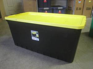 lot 48 image: (FRNT) Sterilite 50-Gallon Tote - G...