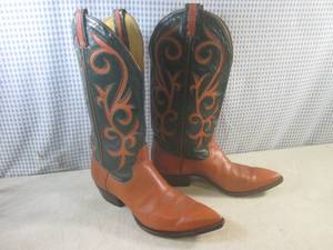 lot 80 image: (BSB) Ben Miller Cowboy Boots...