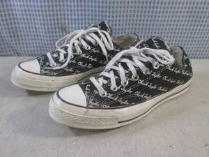 lot 89 image: (BSB) Pair of Converse All Star Chu...