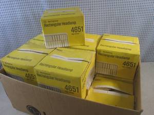 lot 132 image: (A-3) Box of 12 Westinghouse 4651 R...