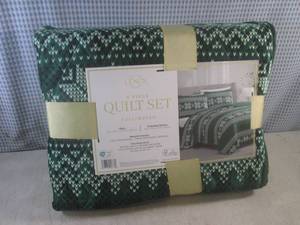 lot 149 image: (EW5) Lenox QueenFull Size 3-Piece...