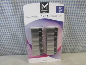 lot 161 image: (FS) 10-Pack of 9V Batteries Exp. 1...