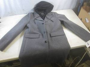 lot 174 image: (BR1) DKNY Long Coat with Removable...