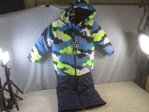 lot 176 image: (BR1) Hurley Boys Snow Set Coat wi...