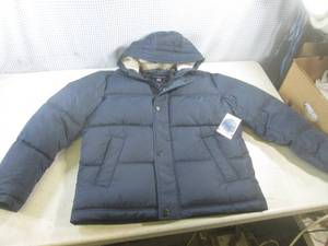 lot 178 image: (BR1) London Fog Puffer Coat with H...
