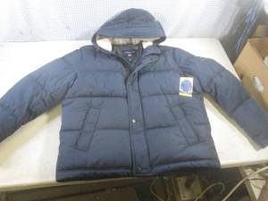lot 179 image: (BR1) London Fog Puffer Coat with H...