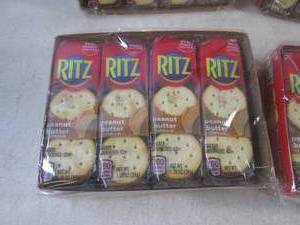 lot 461 image: (B-2) 4 - 8-Count Packs of Ritz Pea...