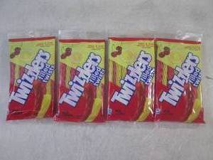 lot 491 image: (B-1) 4 Packs of Twizzlers Sweet & ...