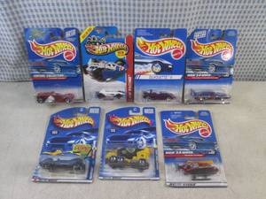 lot 498 image: (EC1) Assorted Hot Wheels in Packag...