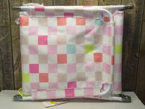 lot 7 image: Folding Lounger - Sun Squad