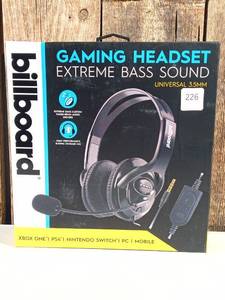 lot 20 image: Billboard Extreme Bass Sound Gaming Headset