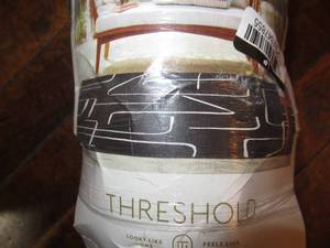 lot 82 image: Threshold - Black & White Outdoor Rug 51 x 611