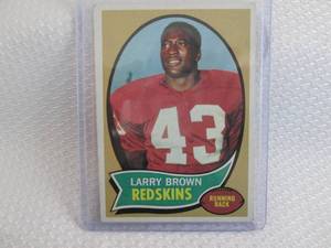 lot 6 image: 1970 Topps Larry Brown Rookie Card...