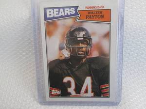 lot 9 image: 1984 Topps Walter Payton Card...