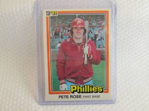 lot 54 image: 1981 Donruss Pete Rose Card...