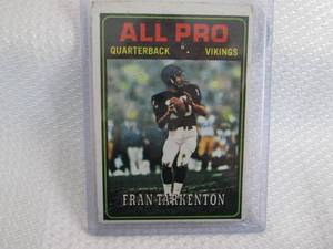 lot 81 image: 1974 Topps Fran Tarkenton Card...