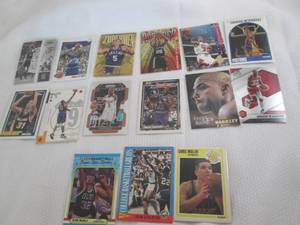 lot 83 image: Hall Of Famers Basketball Cards...