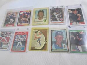 lot 106 image: Assorted Baseball Rookie Cards...