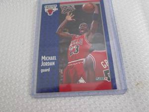 lot 118 image: 1991-92 Fleer Michael Jordan Card...