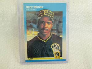 lot 125 image: 1987 Fleer Barry Bonds Rookie Card...