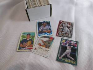 lot 233 image: 60 Assorted Baseball Star Cards...