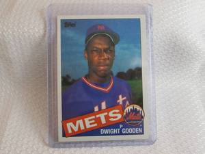 lot 248 image: 1985 Topps Dwight Gooden Rookie Car...