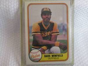 lot 272 image: 1981 Fleer Dave Winfield Card...
