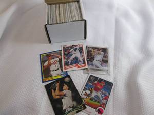 lot 285 image: Box Of Baseball Cards...