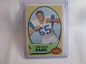 lot 292 image: 1970 Topps Tom Mack Rookie Card...