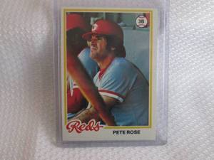 lot 301 image: 1978 Topps Pete Rose Card...