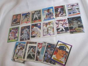 lot 335 image: Assorted Don Mattingly Cards...
