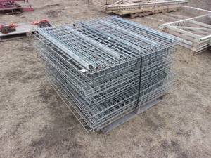 lot 5 image: 22- Wire Pallet Rack Decking