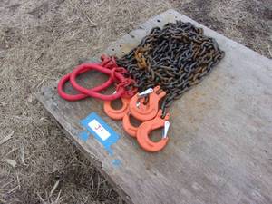 lot 31 image: 2- 516 x 7 Lifting Chains (UNUSED)